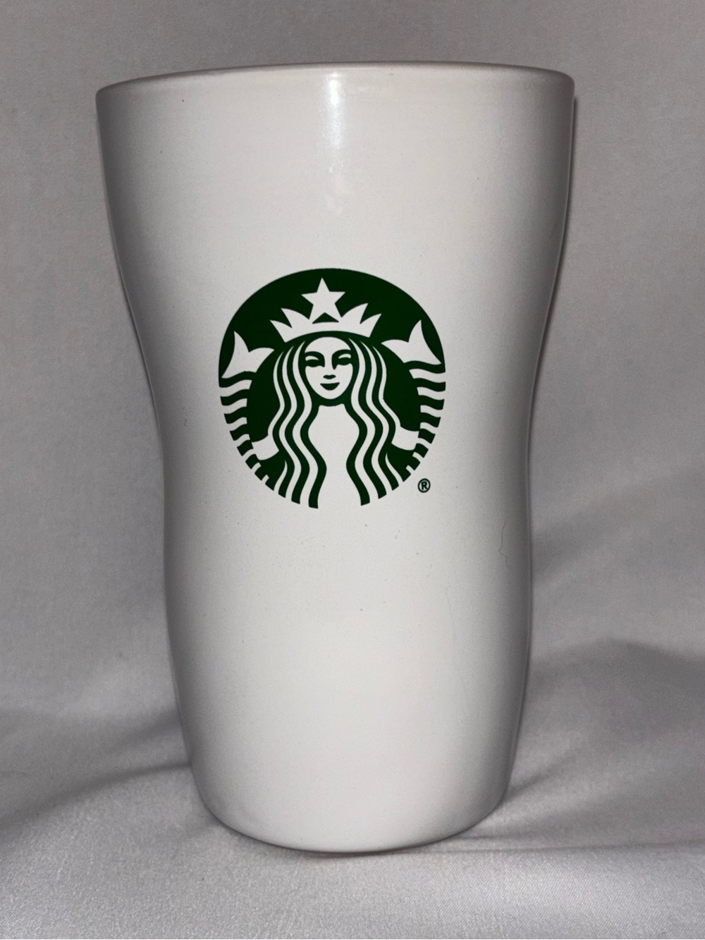 Starbucks 2016 White Ceramic Mug with Green Siren Logo with Swivel Lid MINT